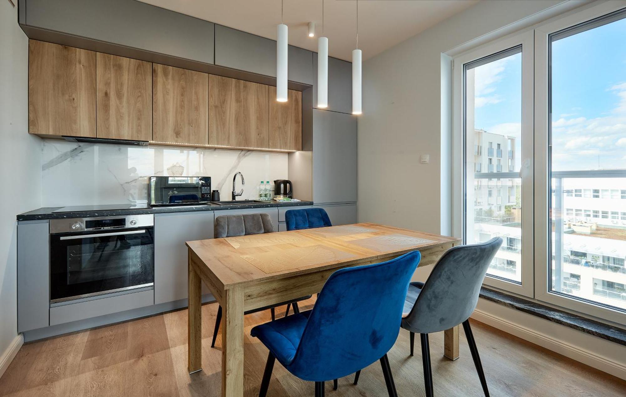 Lasek Marcelinski Comfy Apartment Poznan Exterior photo